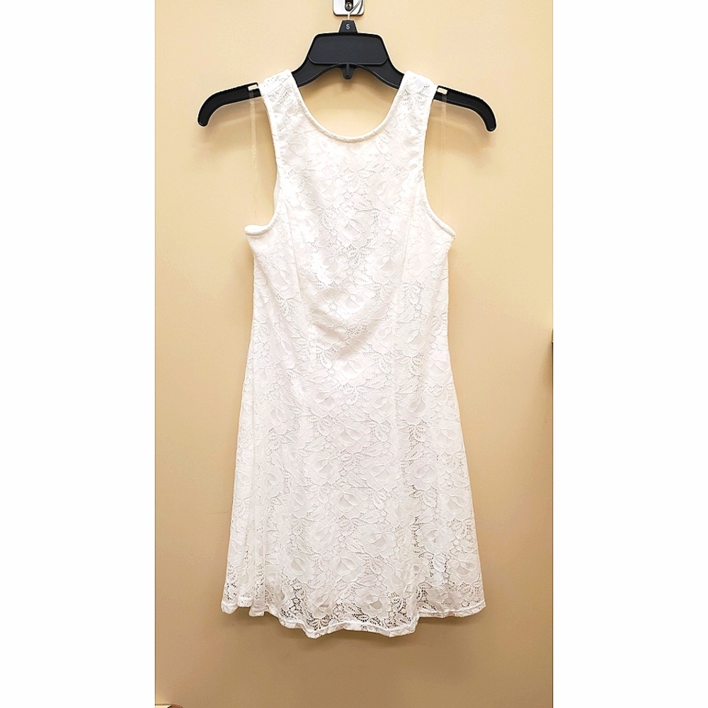 Cute, Simple, Comfortable Lace Sundress with adorable bow tied up in the back